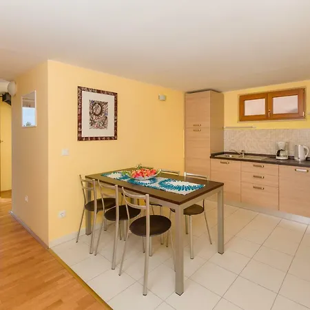 Vallum Apartament *